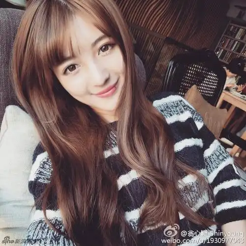 组图:浙传校花翁心颖私房照 笑容甜美清新可人